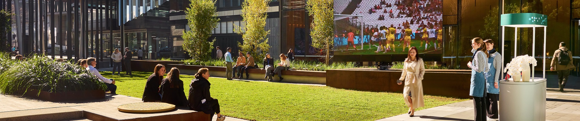 Melbourne Square_1920x400.jpg